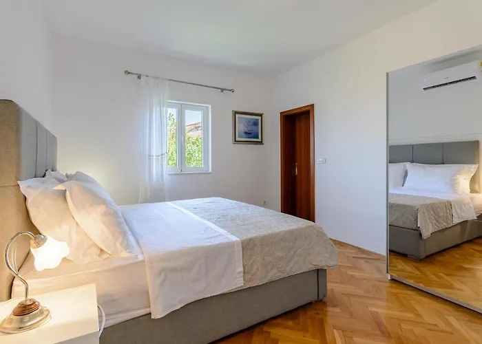 Marcela Apartament *