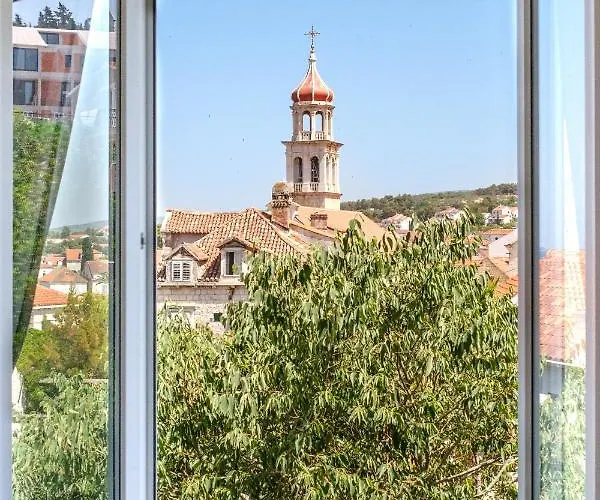 Marcela Apartament *