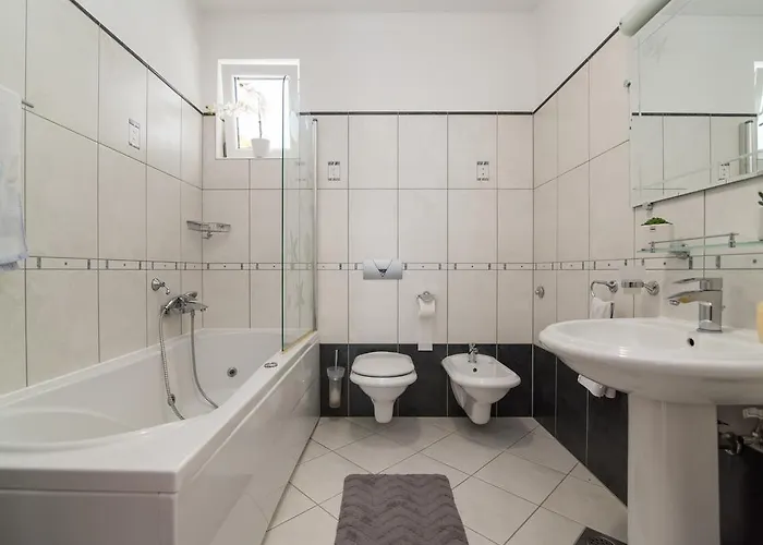 Apartament Marcela Sutivan