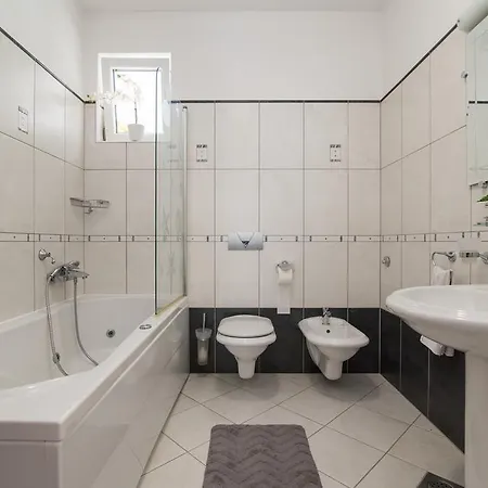 Apartment Marcela Sutivan